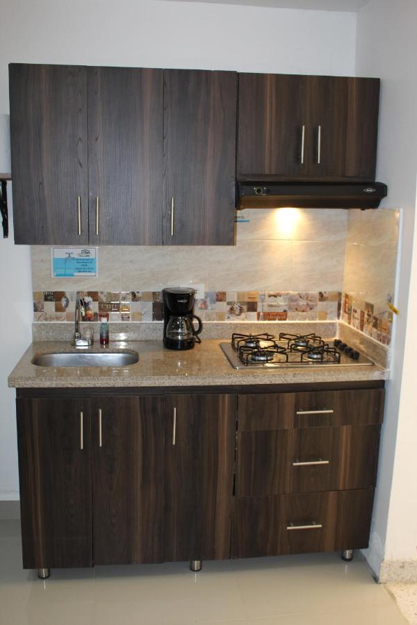 Casa Estadio Medellin ! Apartamentos Renovados En Excelente Ubicacion Laureles Estadio Zewnętrze zdjęcie