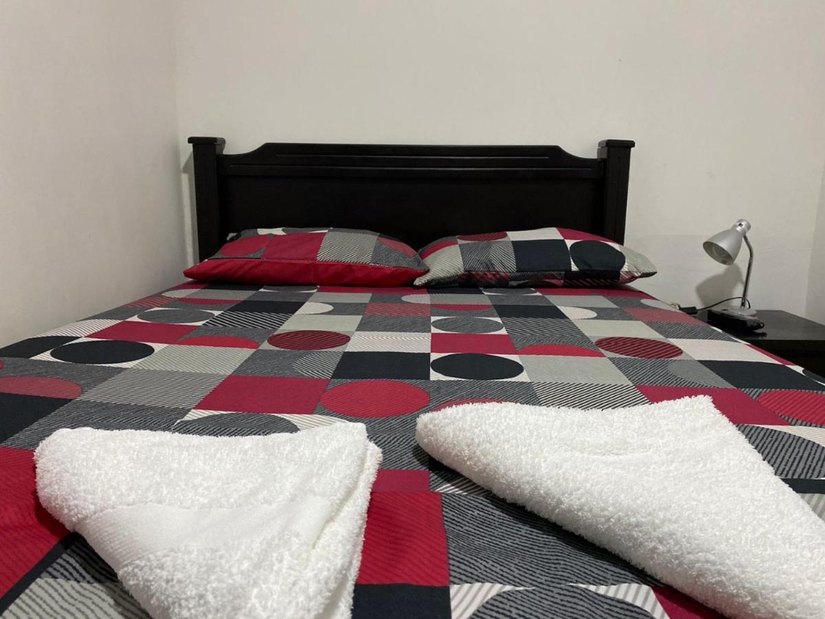 Casa Estadio Medellin ! Apartamentos Renovados En Excelente Ubicacion Laureles Estadio Zewnętrze zdjęcie