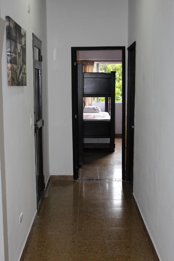 Casa Estadio Medellin ! Apartamentos Renovados En Excelente Ubicacion Laureles Estadio Zewnętrze zdjęcie