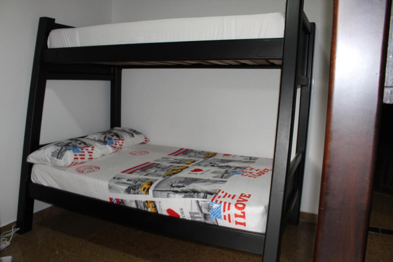Casa Estadio Medellin ! Apartamentos Renovados En Excelente Ubicacion Laureles Estadio Zewnętrze zdjęcie