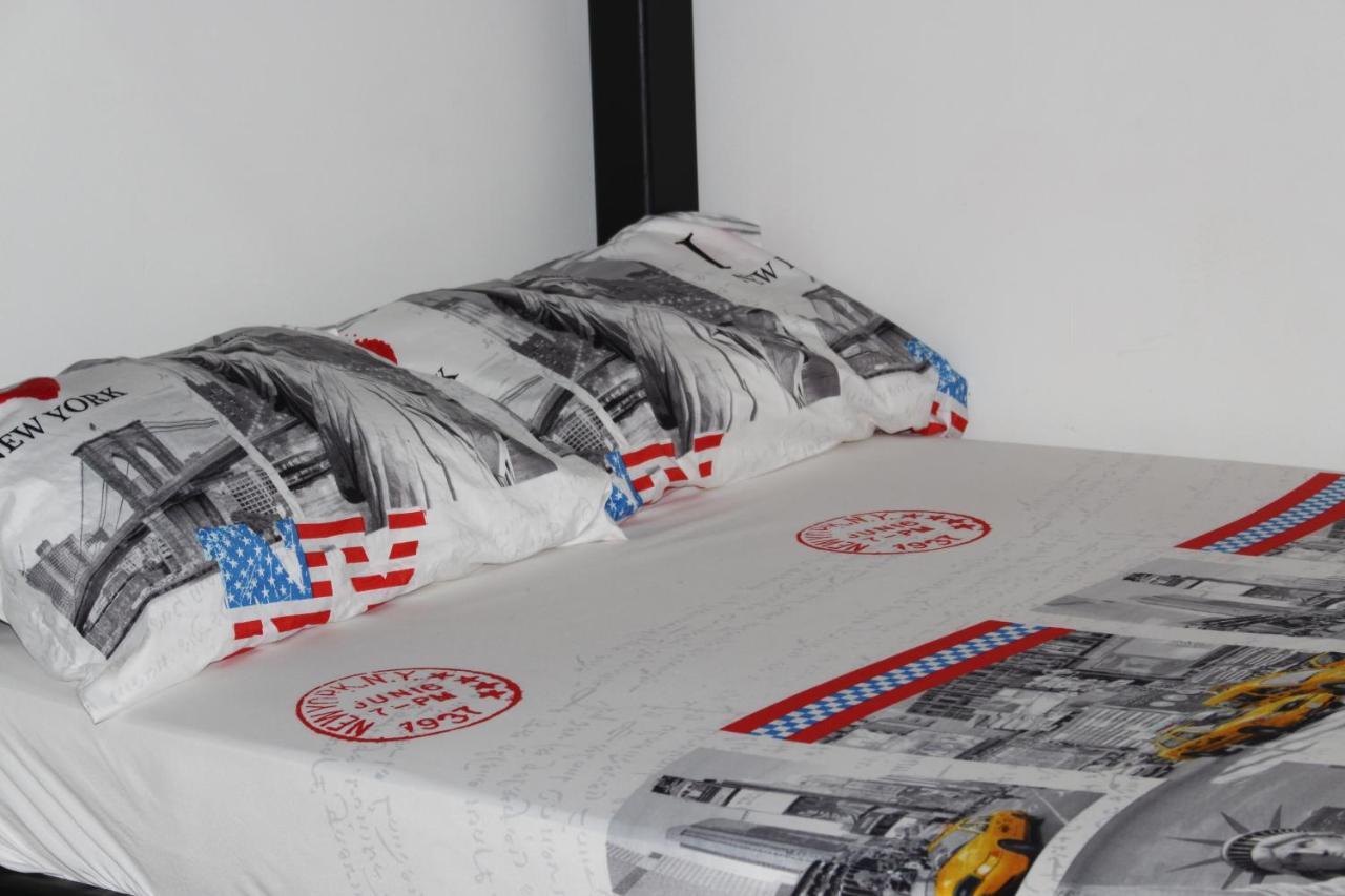 Casa Estadio Medellin ! Apartamentos Renovados En Excelente Ubicacion Laureles Estadio Zewnętrze zdjęcie